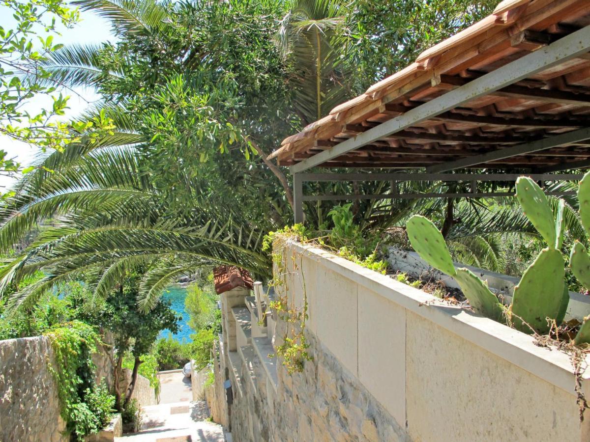 Holiday Home Garden Apartment - Brc650 By Interhome Sumartin Exterior foto